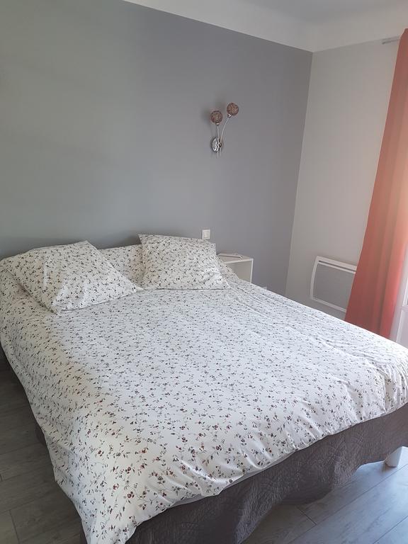 La Combe Joseph Bed & Breakfast Remoulins Eksteriør bilde