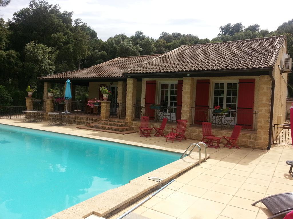 La Combe Joseph Bed & Breakfast Remoulins Eksteriør bilde
