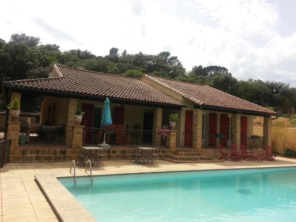 La Combe Joseph Bed & Breakfast Remoulins Eksteriør bilde